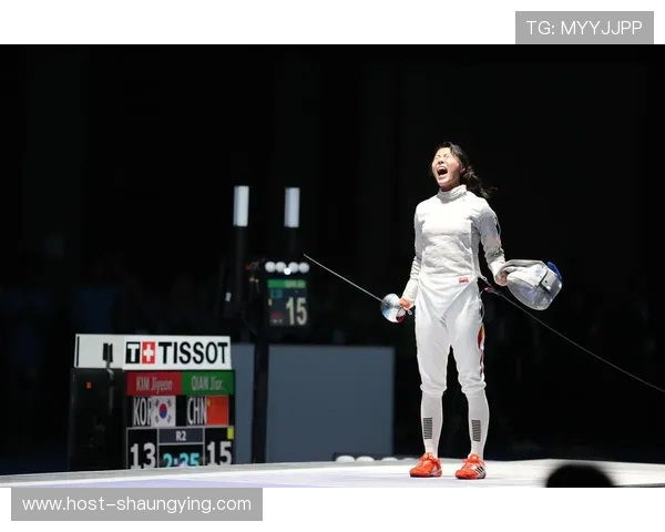 亚运会击剑赛事精彩纷呈 多项历史记录刷新展现中国选手卓越实力